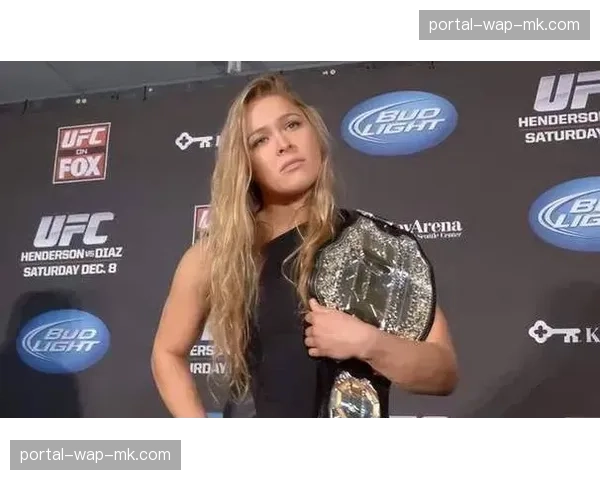 隆达·罗西与白大拿闹掰：UFC追求与选手目标不一致